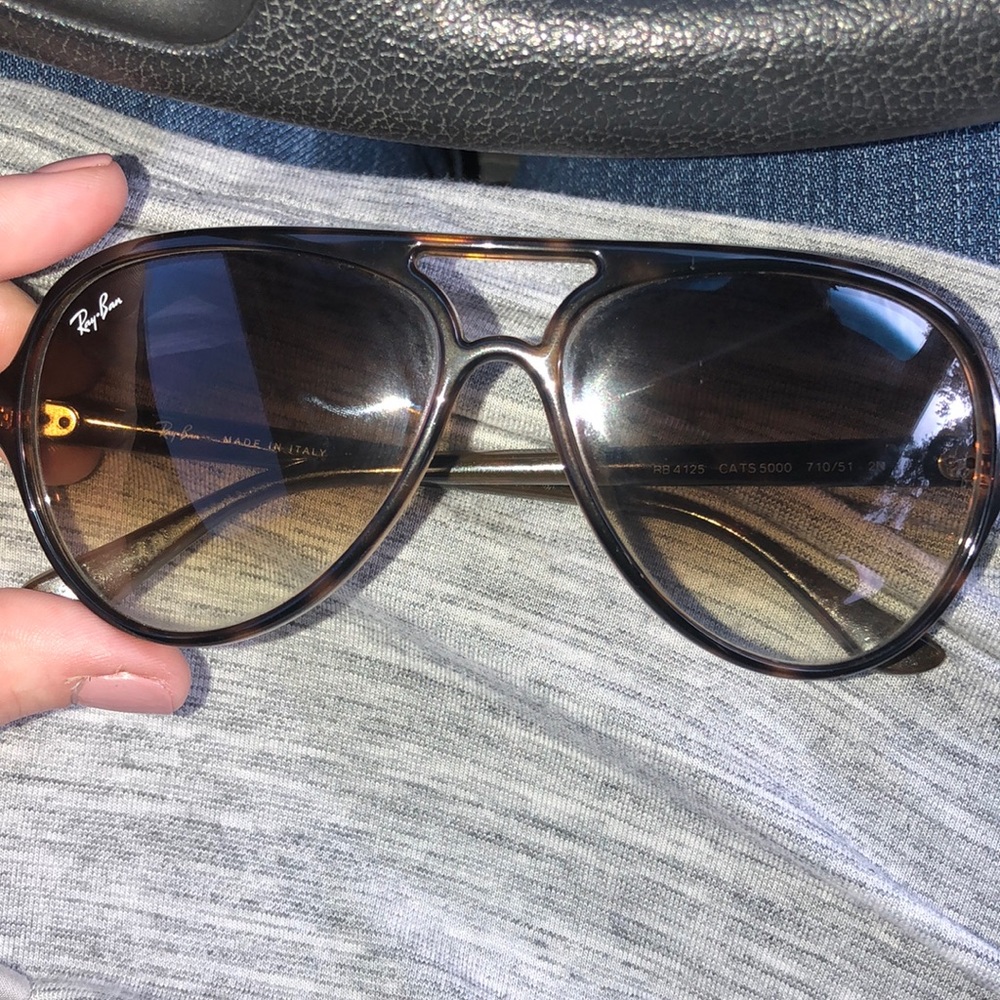 Women’s Ray Bans